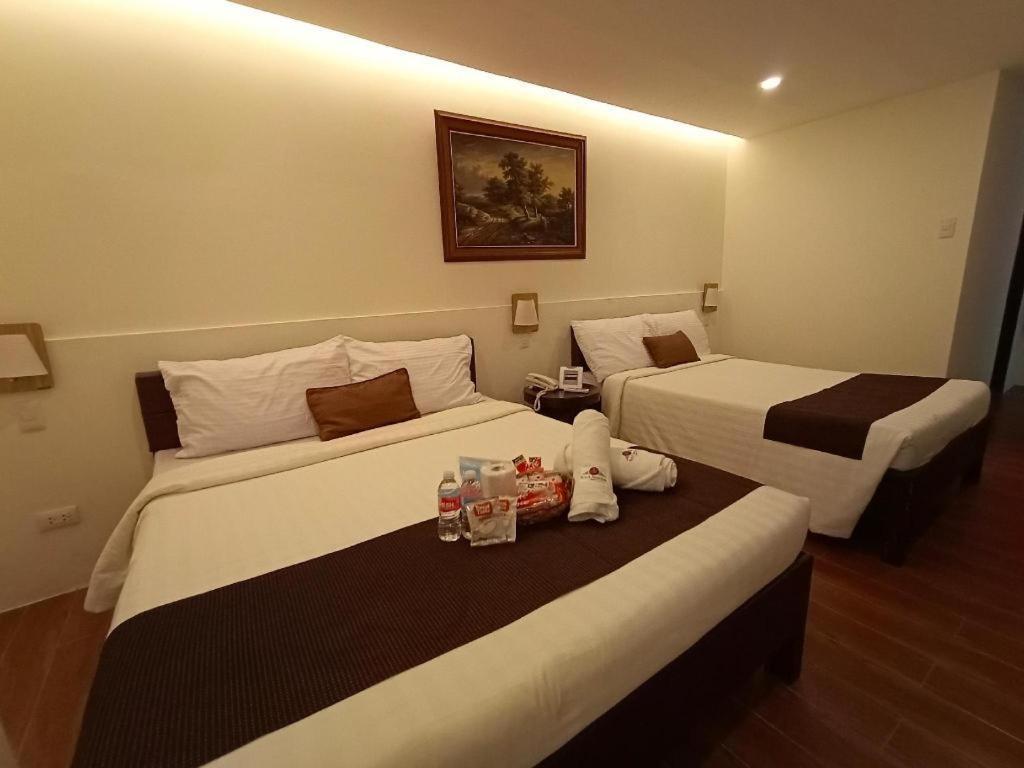 Hotel Asuncion Лаоаг Экстерьер фото